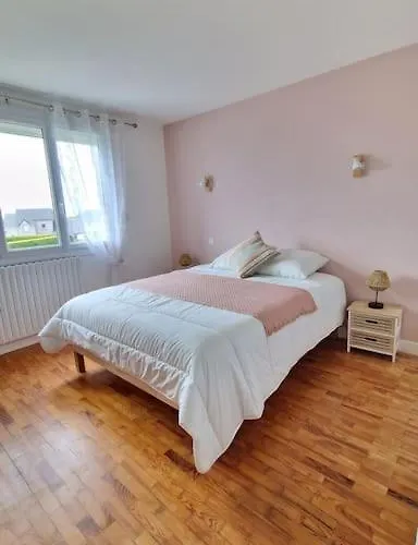 Le De La Sienne Nyaraló